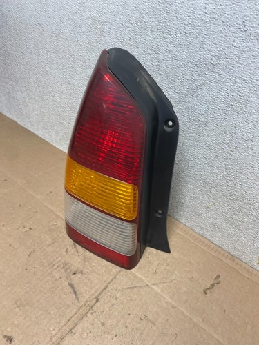 2001 2002 2003 2004 Mazda Tribute Left Driver Lh Side Tail Light Oem R7577 DW - Picture 2 of 6