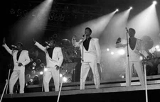 Ralph Tresvant Michael Bivins Ronnie Devoe and Ricky Bell of New - 1988 Photo 1