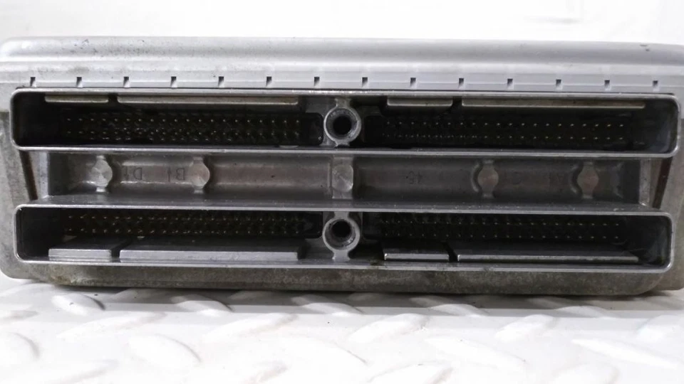 Módulo de controle de motor 99-00 Buick Lesabre - Imagem 3 de 4