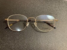 Saint Lauren Brille mit exakter Produktdetail...