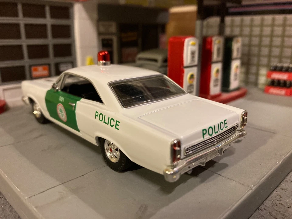 1966 Ford Fairlane Miami Police Car, 1:43 scale - Image 3 of 4