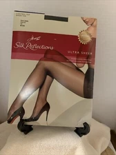Hanes Silk Reflections Control Top Sheer Toe CD Jet Ultra Sheer