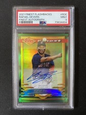 2021 Finest Flashbacks - RAFAEL DEVERS REFRACTOR AUTO /25 - PSA 9 - Red Sox