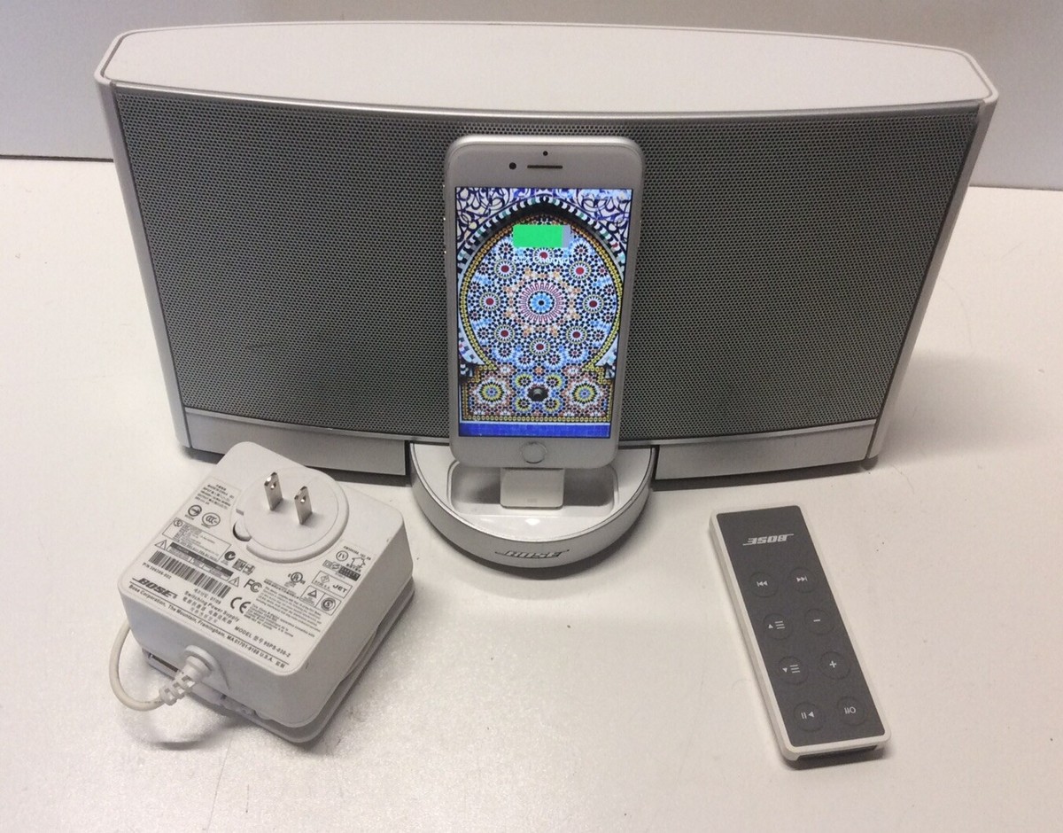 Bose SoundDock Portable For iPhone 4/4S White W Lightning