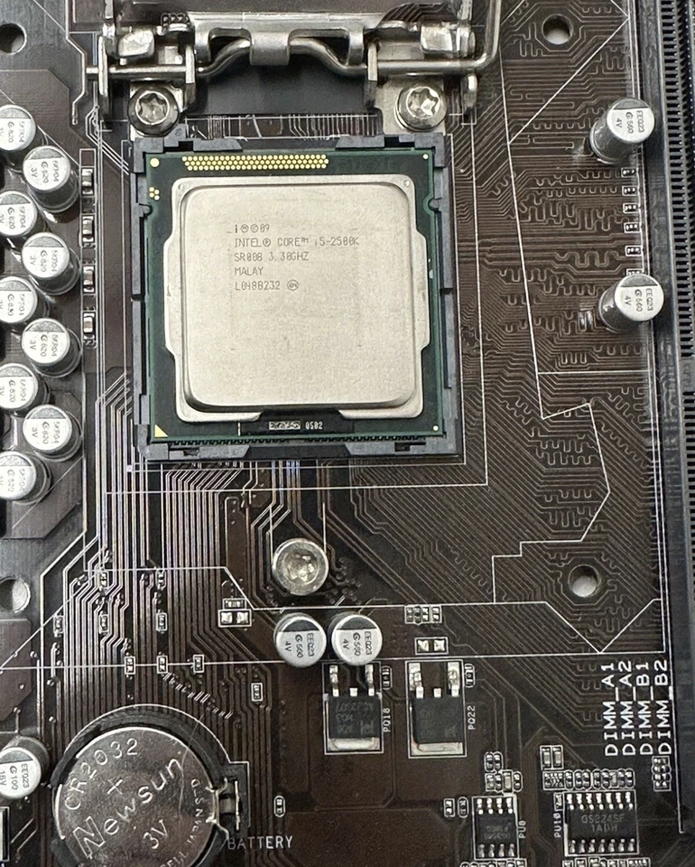 ASUS PBH67 Mainboard / Motherboard + Intel Core i5 2500K CPU + Kühler - Bild 3 von 4