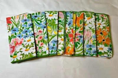 Vintage Set of 8 Cloth Napkins Flower Power MCM 70s Floral Garden 17'' x 17''