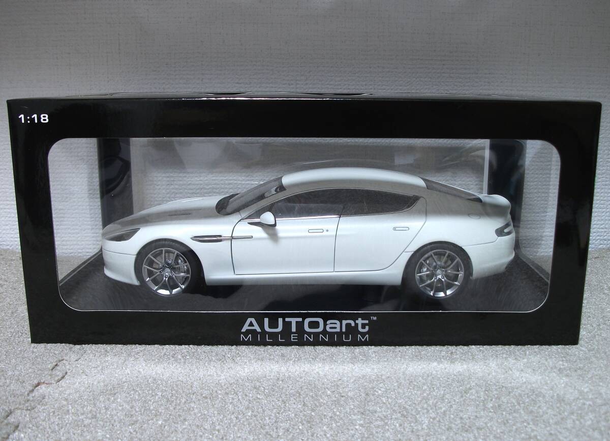 AUTOart Aston Martin Rapide S 2015 Stratos White 70256