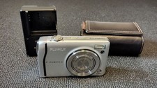 FUJIFILM Finepix F40fd Compact Digital Camera Tested Working Seller Japan