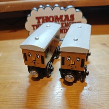 Thomas Wooden Railway Annie and Clarabel Carriages Learning Curve
