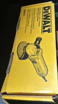 HEAVY DUTY DEWALT DW818 4-1/2 inch Small Angle Grinder