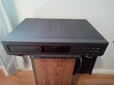 Philips 900 Series CD910/17S CD Compact Disk Player CD 910 Vintage