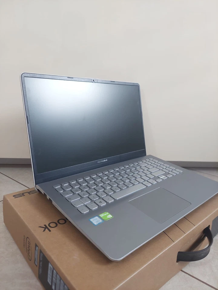 Asus Vivobook S15 X530UF - 15,6" - Immagine 3 di 4