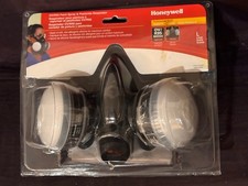Honeywell HSP 7700 OVI/R95 Large RWS-54034 Paint Spray & Pesticide Respirator