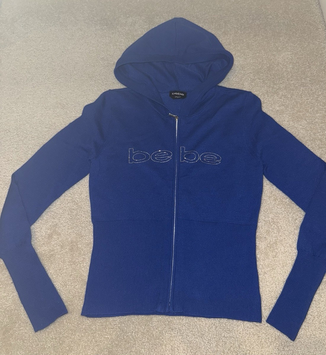 ♡bebe♡　0912 Rhinestone Detail Velour Hoodie – bebe