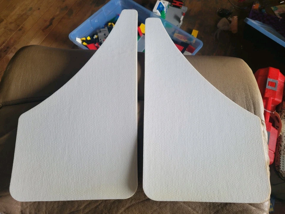 Par de guardabarros blancos Dodge Diplomat Foto 2 de 4