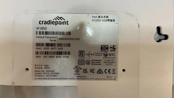Cradlepoint W1850-5GB Netcloud Wireless Router Modem w/ 4x Fins - Image 4 of 4