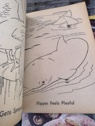 Libro da colorare vintage FLIPPER TV SHOW WHITMAN mai usato autorizzato - Foto 17 di 17