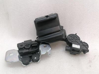 PORSCHE TAYCAN 9J Boot lock 9J0827888 Heckklappe Schloss | eBay