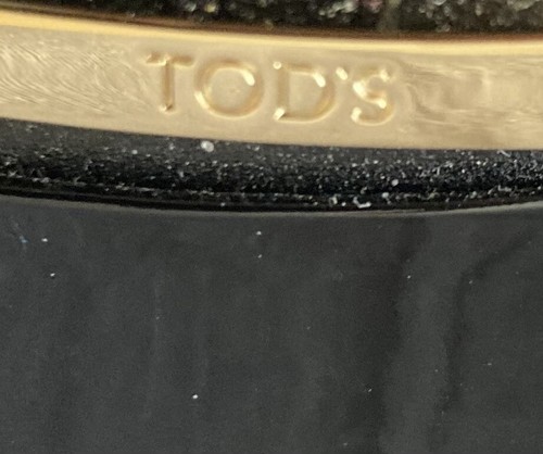 Tod's Shoes Flats Black Leather Patent Toe Gold Buckle Women’s Sz 37.5 / US 7.5 - 第 5/16 張圖片