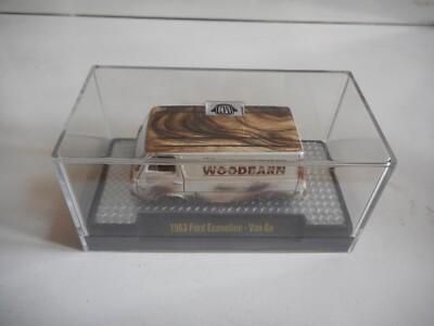 M2 1963 Ford Econoline Van Go ''The Woodbarn'' in hellbraun auf 1:64 in Box