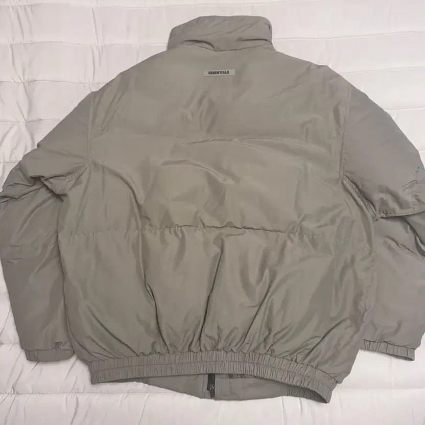 Peerless Essential Puffer Jacket - Trendy Oversiz… - image 3