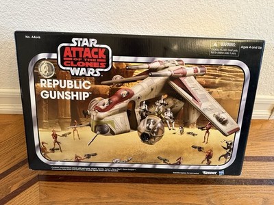 HASBRO Republic Gunship Star Wars AOTC TRU Exclusive MISB BRAND NEW