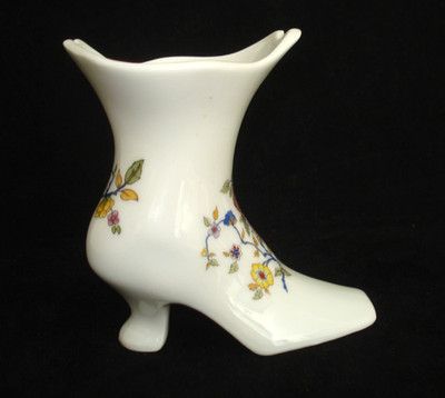 VTG LIMOGES Malbec France White Boot Glazed Porcelain Flower Pattern 3 6/8  Tall