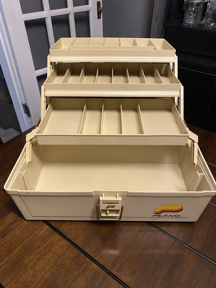 Boîte D'attache Plano 6303 - 3 Niveaux, Plateau Pliable, Made In USA, Occasion