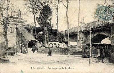 Ak Rueil-Malmaison Hauts de Seine, Montee de la Gare - 11062013