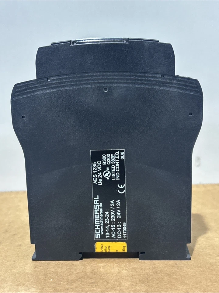 SCHMERSAL AES 1235 Ue 24 VDC - Photo 3/4