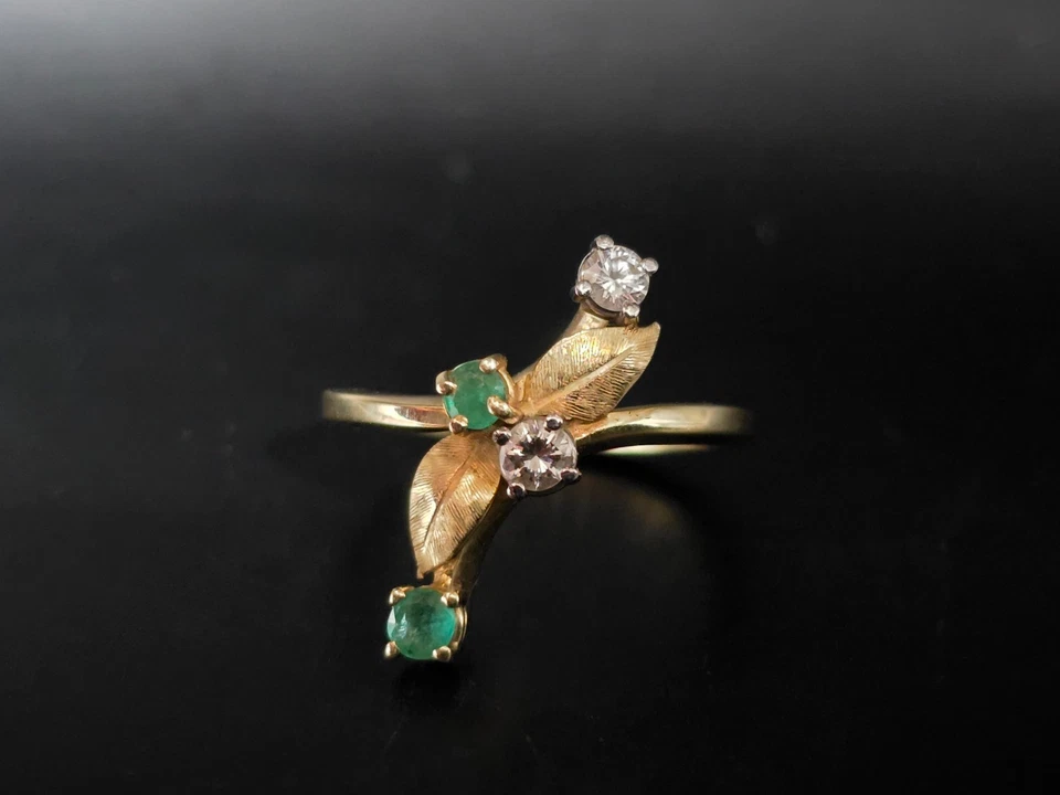 Ring 585 Gold verspielter Blatt Ring mit Diamant & Smaragd Größe 53 (16,8mm Ø)💍 - Bild 3 von 4
