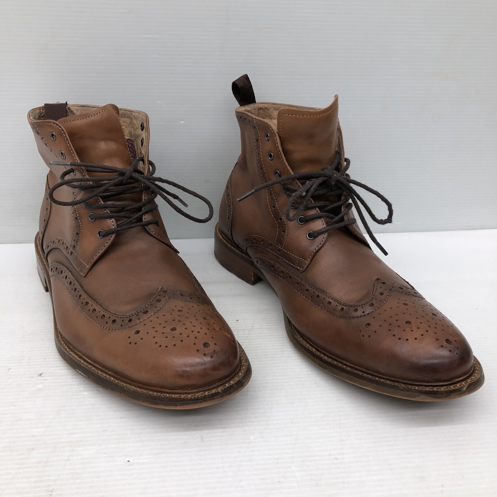 aston grey wingtip boots