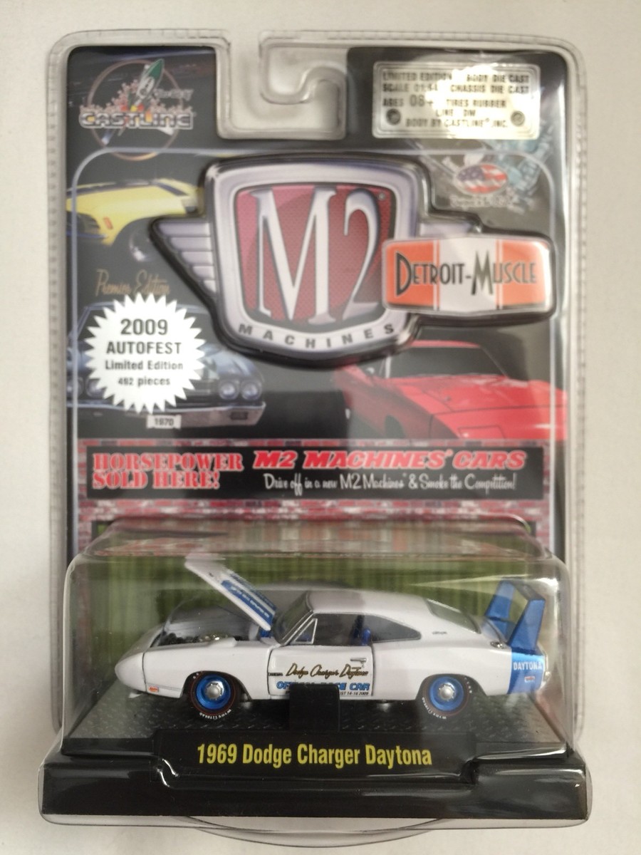 M2Machines、Dodge Demon ミニカー 2台セット M2 Machines 2009 AUTOFEST 69 1969 Dodge Charger Daytona Pace