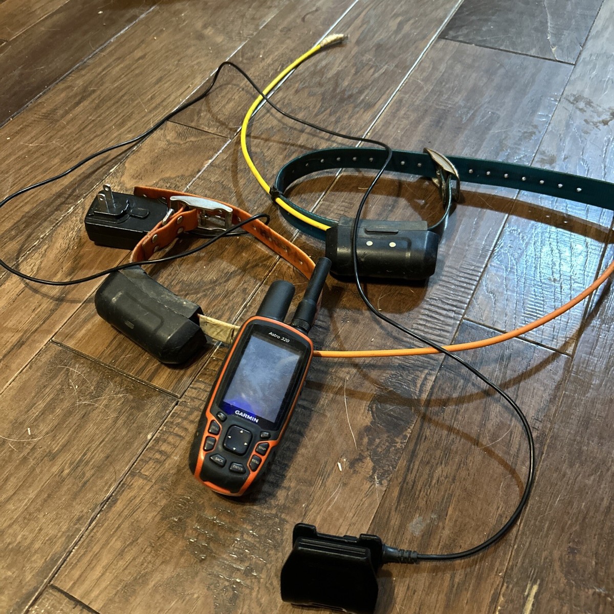 Astro 320 Refurbished Garmin Tracking System Garmin Astro 320 And - Main Image