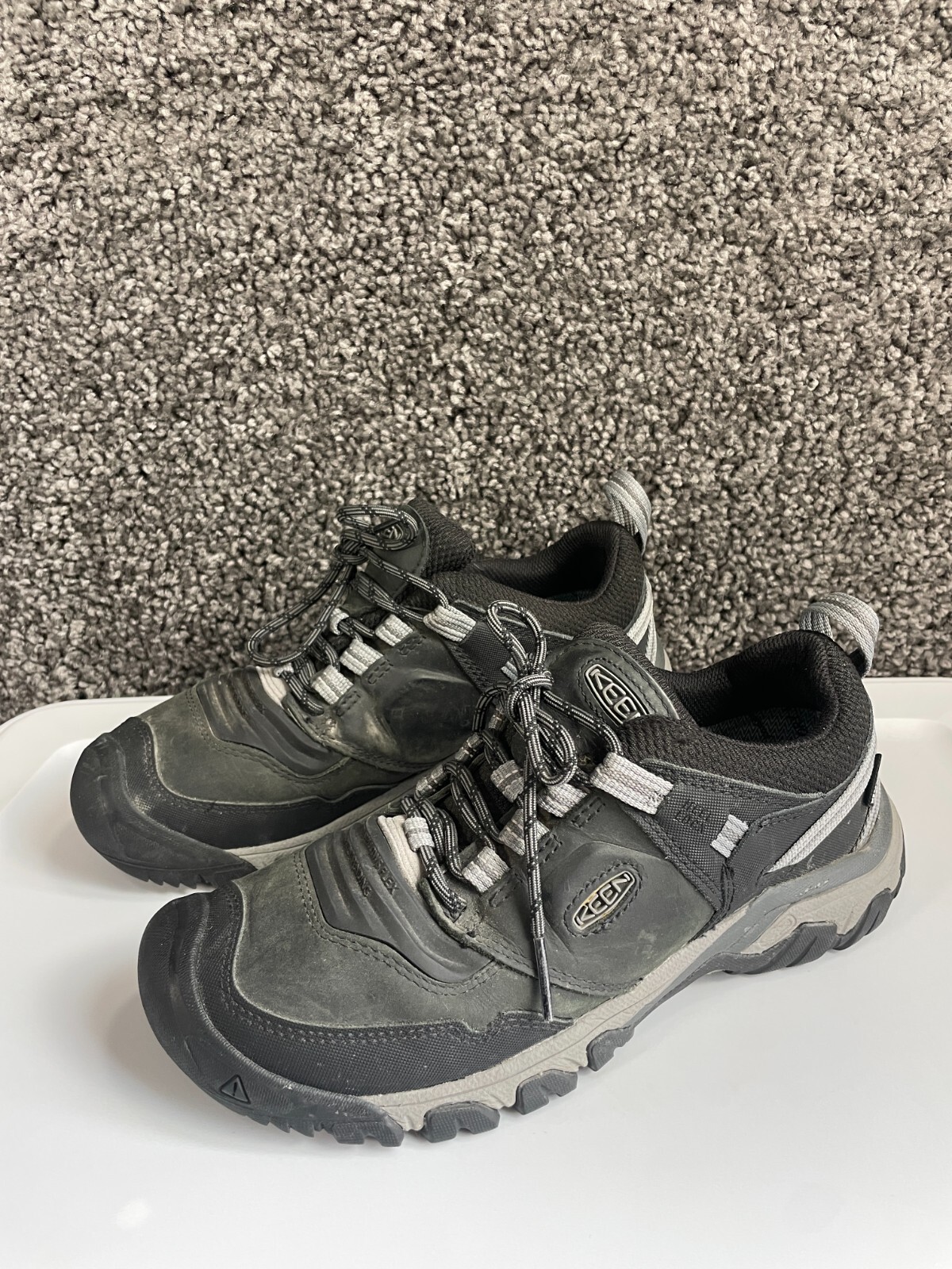 Scarpe da trekking Keen Ridge Flex da uomo taglia US 9 grigie nere impermeabili in pelle a rete