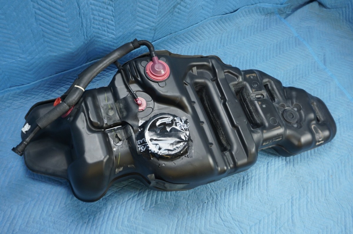 Lexus LX570 Land Cruiser Fuel Tank 77001-60791 2008-2021 OEM | eBay