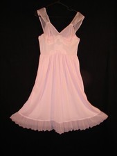 Vintage Kayser Pink Nightgown lace and pleated edge bottom size 34 Bust Gown