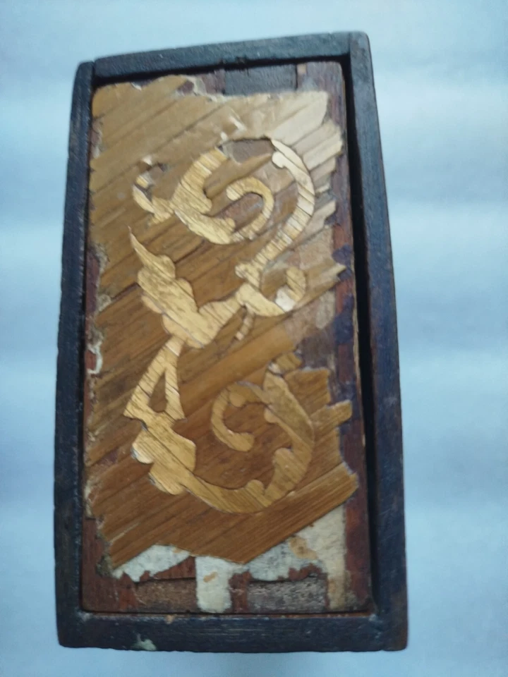 boite a jeu a système marqueterie de paille 18-19 ème siècle - Photo 4/4