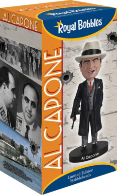 AL CAPONE GANGSTER MAFIA ROYAL BOBBLES BOBBLEHEAD CHRISTMAS MAN CAVE GIFT
