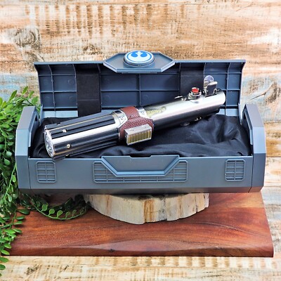 Star Wars Disney Galaxys Edge REFORGED LUKE SKYWALKER REY Legacy Lightsaber Hilt