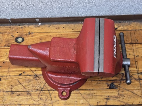 Vintage RIDGID 500R 5" Bench Utility Vise Pipe Jaw Swivel Base NEW in Box USA - Picture 6 of 15