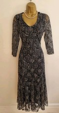 Barker And Pattichis Black And Ivory Swirl Pattern Lace Midi Dress Size 10
