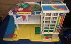 1987 vintage little people parking garage
