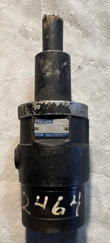 Char-Lynn Eaton Hydraulic Motor Flange Mounted Flange Mount 2111019001 MPN