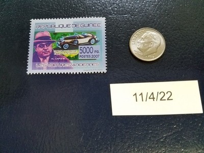 Al Capone Chrysler Custom LeBaron 2007 Republique De Guinee Perforated Stamp (b)