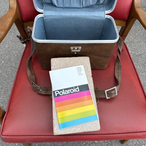 Polaroid SX-70 Land Camera Sonar Onestep in Foam Box w/ Papers Black&Silver