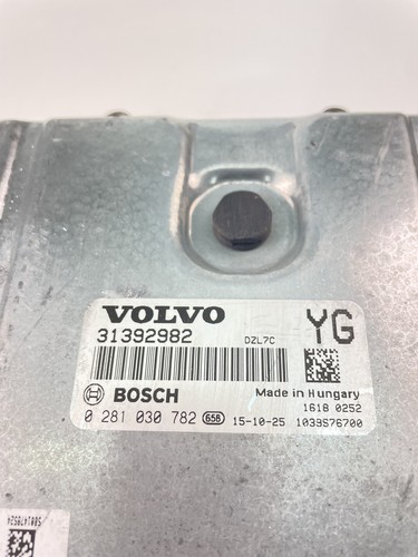 VOLVO XC60 Motorsteuergerät ECU 31392982 0281030782 28253818 - Bild 2 von 4