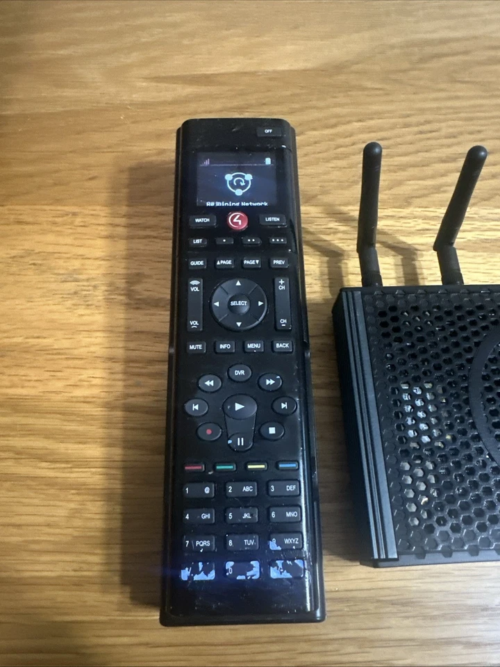 Control4 C4-EA1-V2 Automation Controller Plus C4-SRRS Remote! NO POWER CABLE - Image 2 of 4