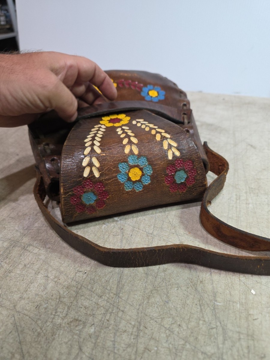 VTG 70s Hand Tooled Leather Daisy Bag Boho Hippie Painted Flower
