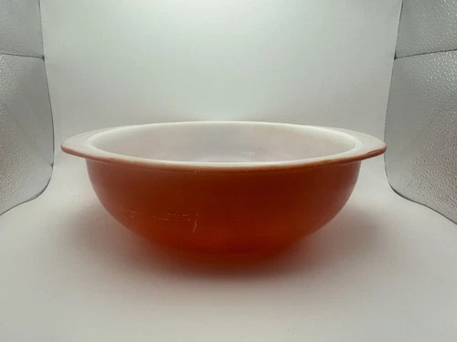 Vintage 1950s Pyrex Flamingo Red #024 2Qt Round Casserole Serving Bowl MCM